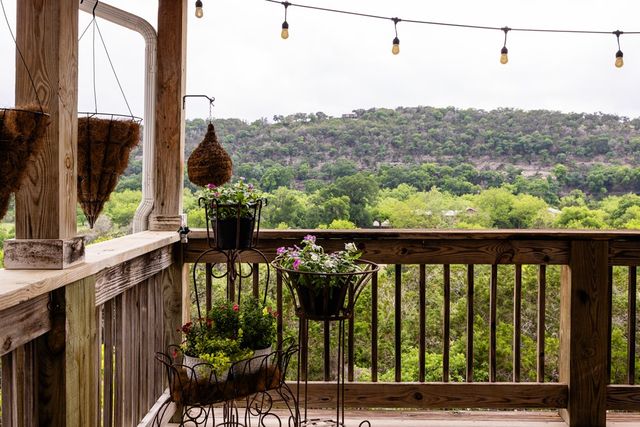 201 Cedar Cliff Loop, Hunt, TX 78024