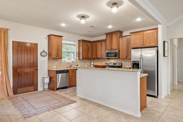 201 Cedar Cliff Loop, Hunt, TX 78024