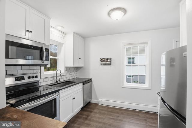 168 ELIZABETH ST, Millersville, PA 17551