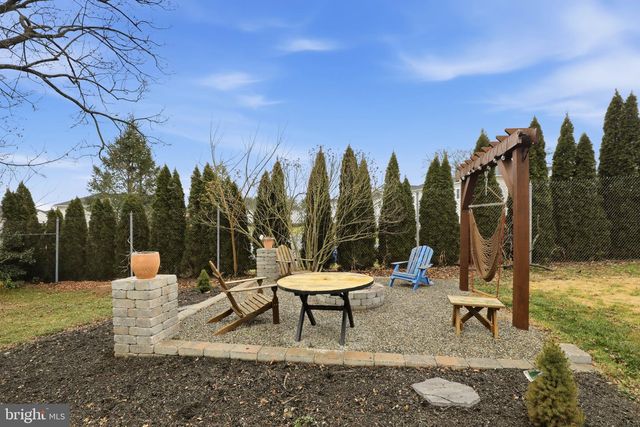 168 ELIZABETH ST, Millersville, PA 17551