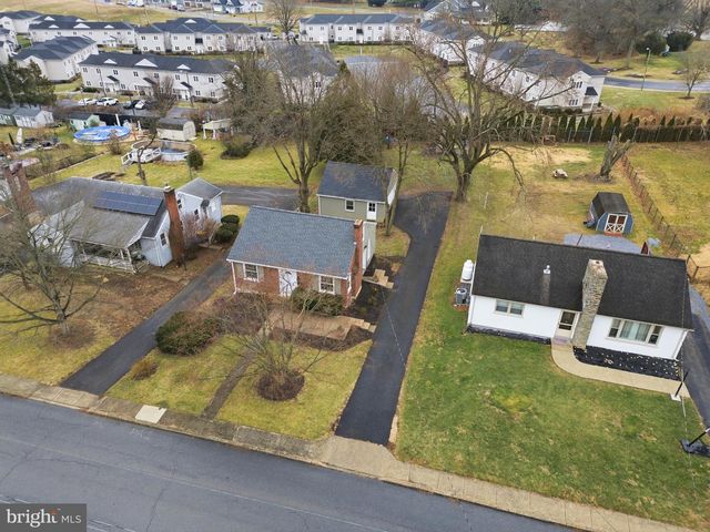 168 ELIZABETH ST, Millersville, PA 17551