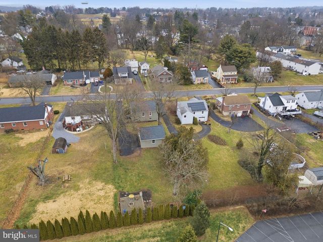 168 ELIZABETH ST, Millersville, PA 17551