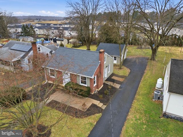 168 ELIZABETH ST, Millersville, PA 17551