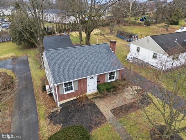 168 ELIZABETH ST, Millersville, PA 17551