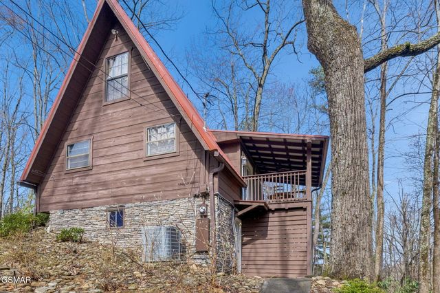 1235 N Baden Drive, Gatlinburg, TN 37738