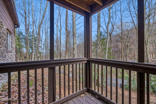 1235 N Baden Drive, Gatlinburg, TN 37738