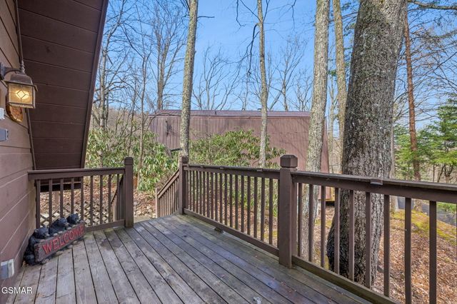 1235 N Baden Drive, Gatlinburg, TN 37738