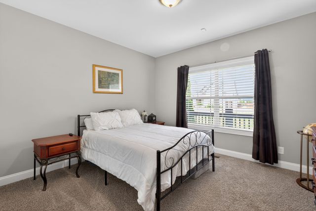 450 Cobblestone Way, Mount Juliet, TN 37122