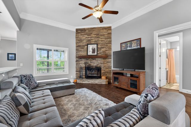 450 Cobblestone Way, Mount Juliet, TN 37122