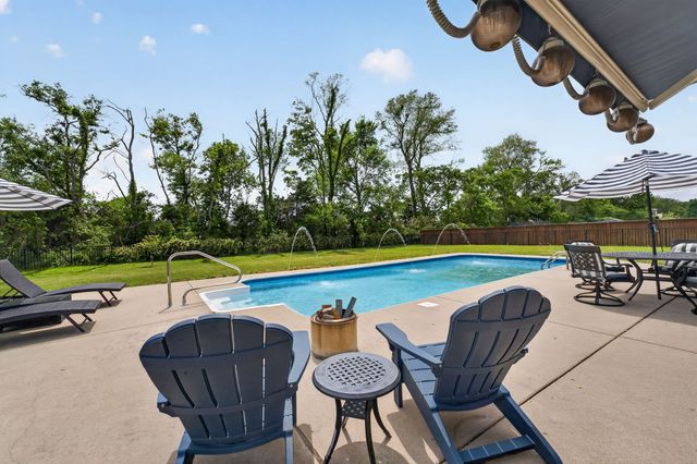 450 Cobblestone Way, Mount Juliet, TN 37122