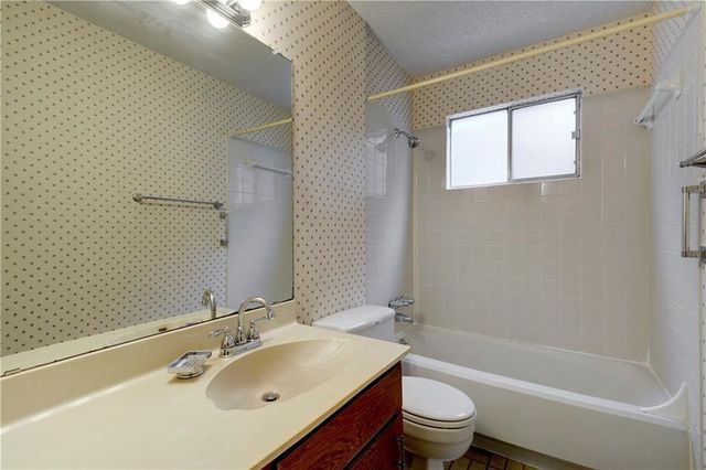 11418 Powder Mill TRL, Austin, TX 78750