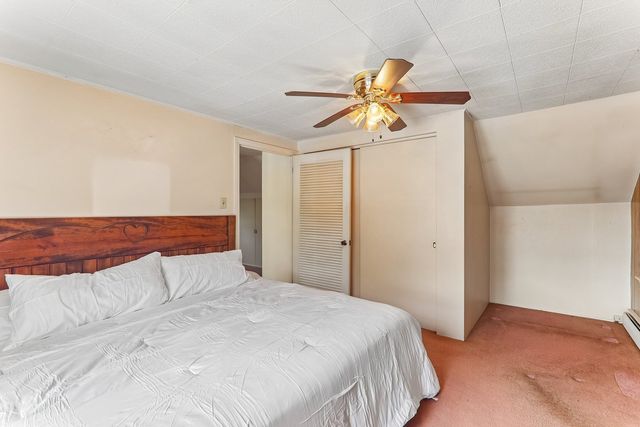 2218 Pearsall Parkway, Waukegan, IL 60085