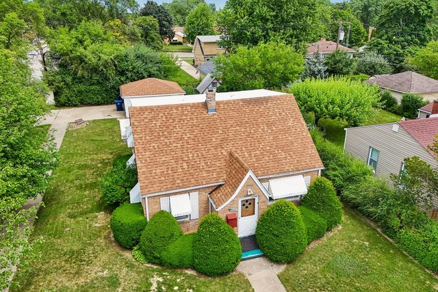 2218 Pearsall Parkway, Waukegan, IL 60085