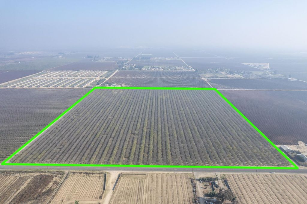 0 S Marks Avenue, Caruthers, CA 93609