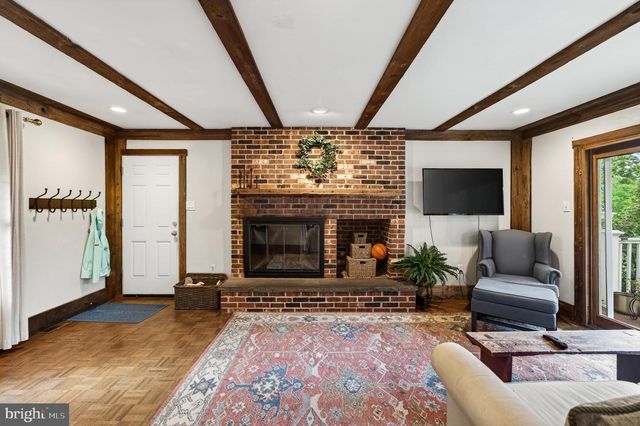 916 BRIDLE LN, West Chester, PA 19382