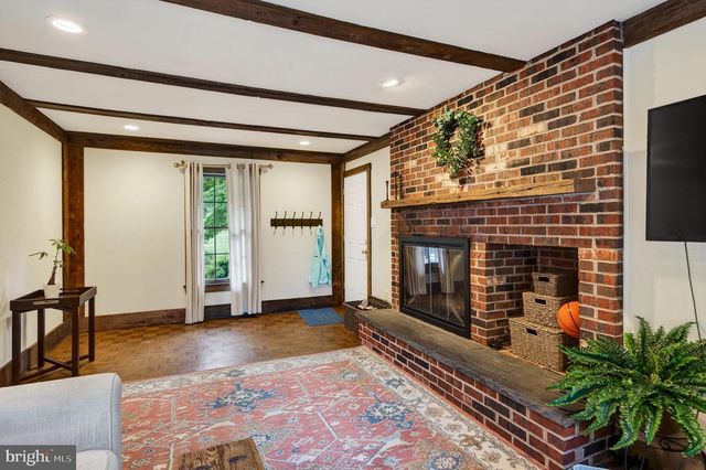 916 BRIDLE LN, West Chester, PA 19382