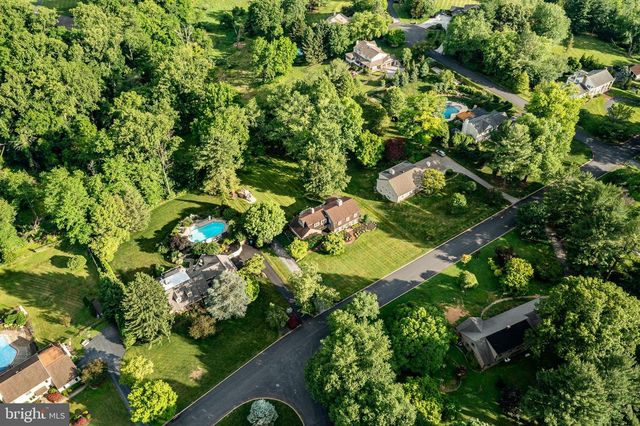 916 BRIDLE LN, West Chester, PA 19382