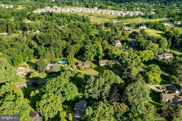 916 BRIDLE LN, West Chester, PA 19382