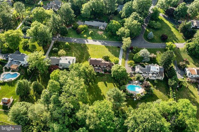 916 BRIDLE LN, West Chester, PA 19382
