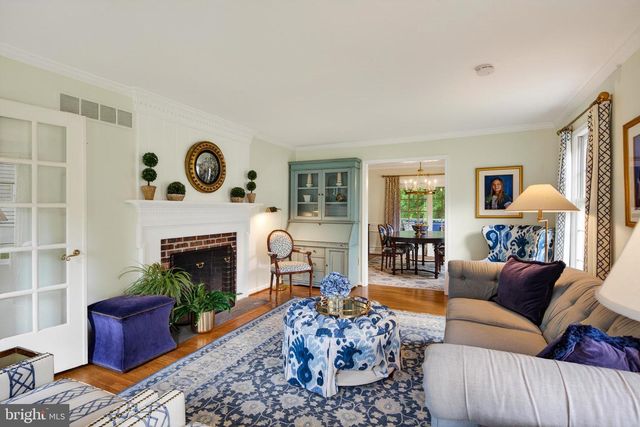 916 BRIDLE LN, West Chester, PA 19382