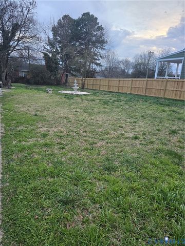 2303 Whitcomb St, Richmond, VA 23223