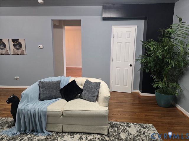 2303 Whitcomb St, Richmond, VA 23223