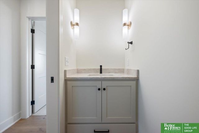 3510 S 219th Avenue, Omaha, NE 68022