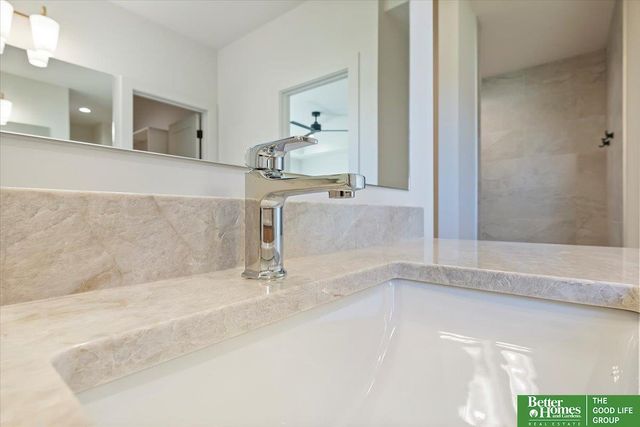 3510 S 219th Avenue, Omaha, NE 68022