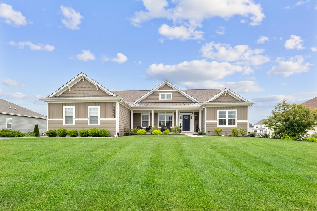 Image 1 of property listing at 4N363 Norton Glen Boulevard, St. Charles, IL 60175