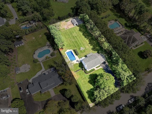 264 BEACHVIEW AVE, Manahawkin, NJ 08050