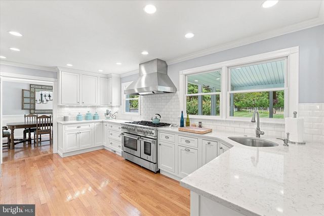 264 BEACHVIEW AVE, Manahawkin, NJ 08050