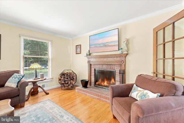 264 BEACHVIEW AVE, Manahawkin, NJ 08050