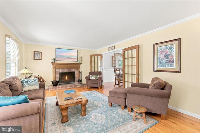 264 BEACHVIEW AVE, Manahawkin, NJ 08050