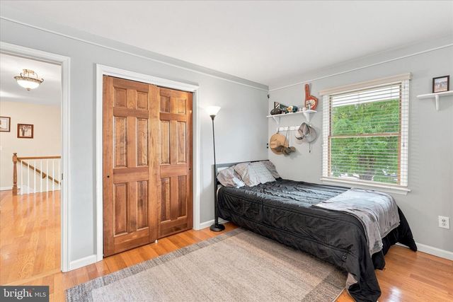 264 BEACHVIEW AVE, Manahawkin, NJ 08050
