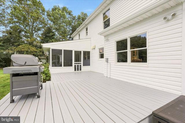 264 BEACHVIEW AVE, Manahawkin, NJ 08050
