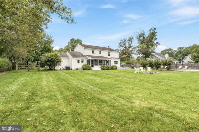 264 BEACHVIEW AVE, Manahawkin, NJ 08050