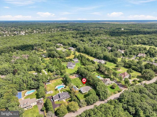 264 BEACHVIEW AVE, Manahawkin, NJ 08050