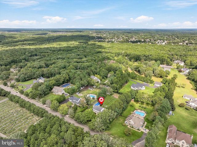 264 BEACHVIEW AVE, Manahawkin, NJ 08050