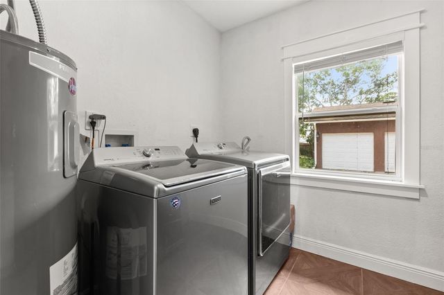 2120 MURDOCK BOULEVARD, Orlando, FL 32817