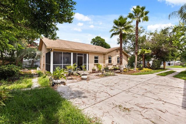2120 MURDOCK BOULEVARD, Orlando, FL 32817
