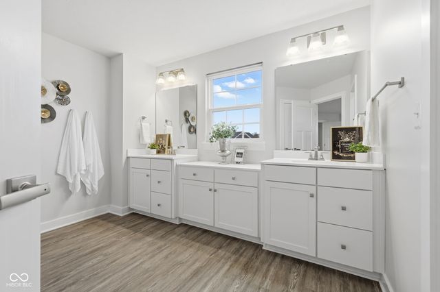 16755 Ayshire Drive, Fishers, IN 46037