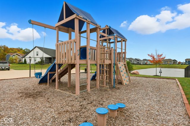 16755 Ayshire Drive, Fishers, IN 46037