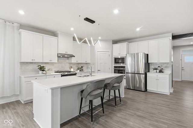 16755 Ayshire Drive, Fishers, IN 46037