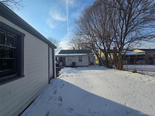 6118 Harrison Street, Garden City, MI 48135