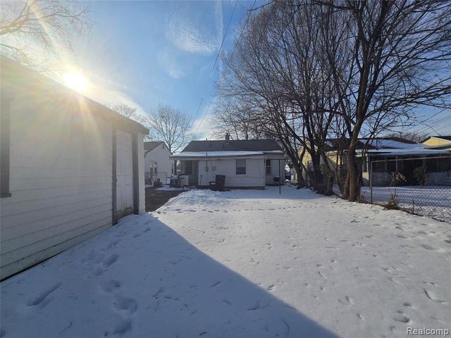 6118 Harrison Street, Garden City, MI 48135
