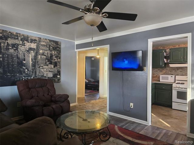 6118 Harrison Street, Garden City, MI 48135