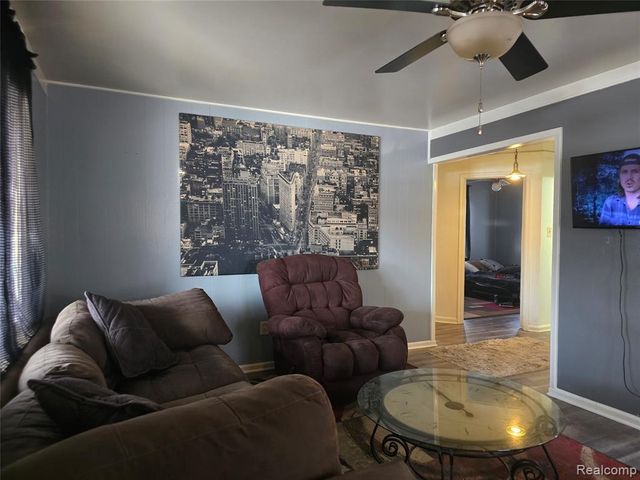 6118 Harrison Street, Garden City, MI 48135