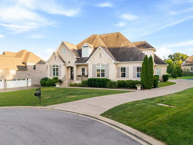 4011 Pinwheel Ct, Arrington, TN 37014