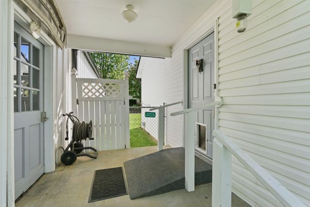 237 Rose Hill Avenue, Versailles, KY 40383