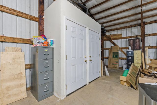 237 Rose Hill Avenue, Versailles, KY 40383